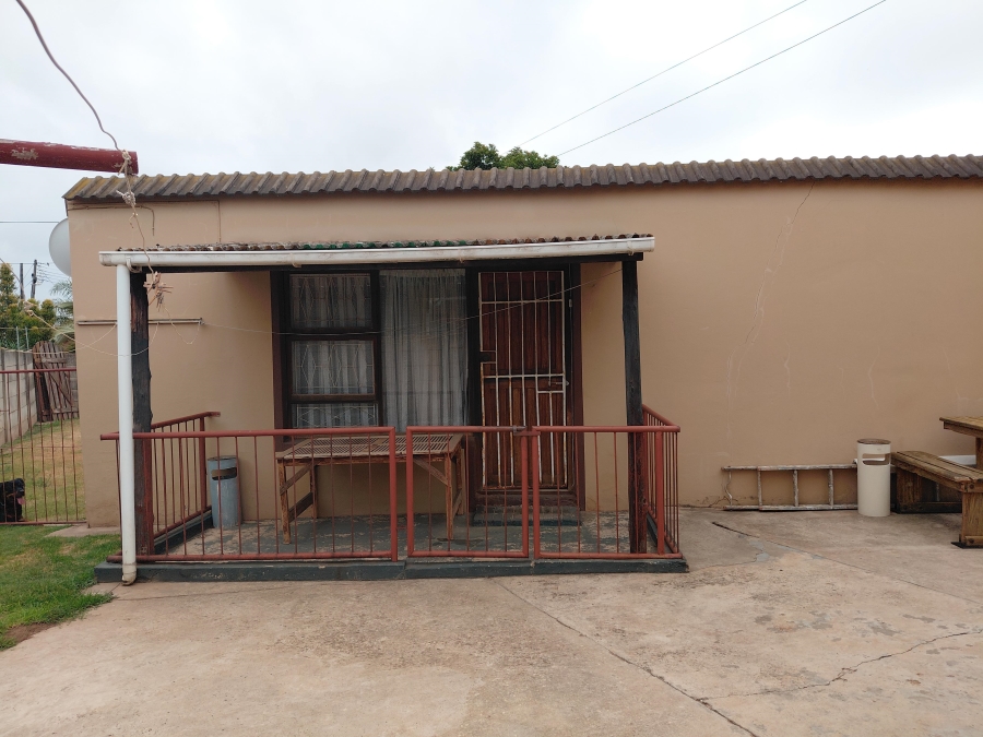 4 Bedroom Property for Sale in Manor Heights Eastern Cape